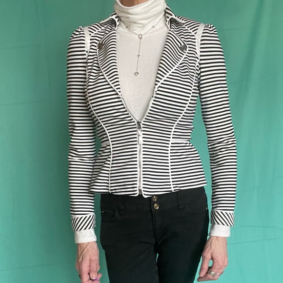 White House, Black market, white and black striped blazer - Picture 6 of 16